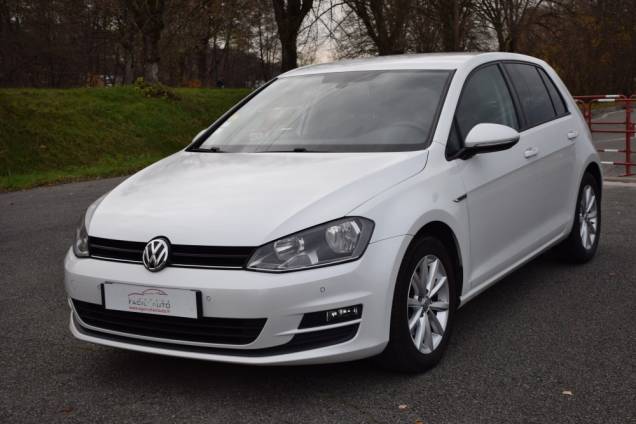 VOLKSWAGEN GOLF LOUNGE 1.6 TDI 110 CV DSG7 5 PORTES / 1ère MAIN / CROCHET D'ATTELAGE / BOITE AUTOMATIQUE 1