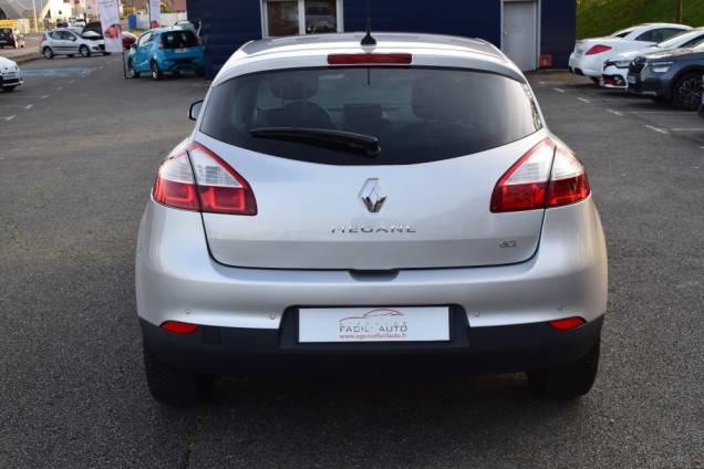 RENAULT MEGANE BOSE 1.5 DCI 110 CV BOITE AUTOMATIQUE / 1ère MAIN / 41500 KMS 6