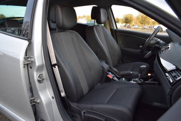 RENAULT MEGANE BOSE 1.5 DCI 110 CV BOITE AUTOMATIQUE / 1ère MAIN / 41500 KMS 12