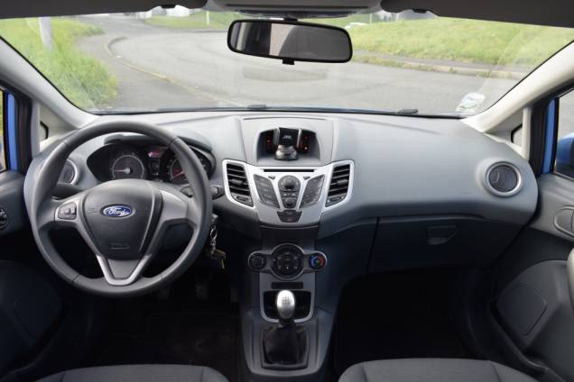 FORD FIESTA 1.25 82 CV TREND BVM / 1ERE MAIN / CLIMATISATION 9 FORD FIESTA 1.25 82 CV TREND BVM / 1ERE MAIN / CLIMATISATION 9