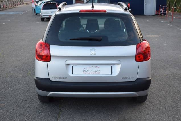 PEUGEOT 207 SW 1.4 75 CV BREAK URBAN MOVE / 67900 KMS / TOIT PANORAMIQUE 6 PEUGEOT 207 SW 1.4 75 CV BREAK URBAN MOVE / 67900 KMS / TOIT PANORAMIQUE 6