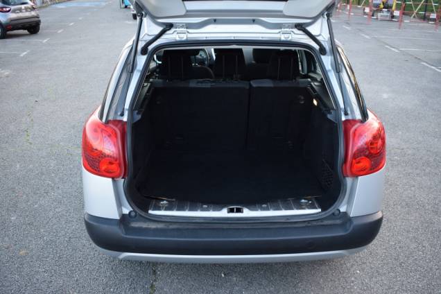 PEUGEOT 207 SW 1.4 75 CV BREAK URBAN MOVE / 67900 KMS / TOIT PANORAMIQUE 18 PEUGEOT 207 SW 1.4 75 CV BREAK URBAN MOVE / 67900 KMS / TOIT PANORAMIQUE 18