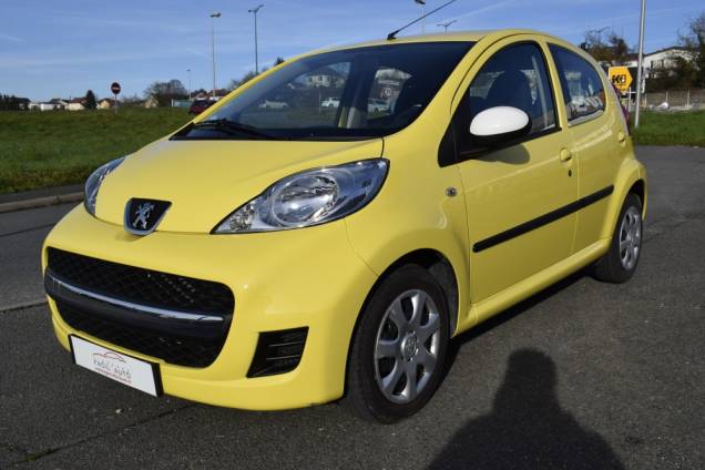 PEUGEOT 107 URBAN MOVE 1.0 68 CV BVA 1