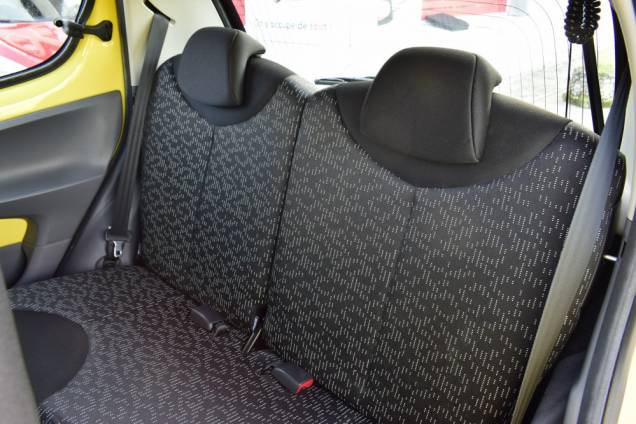 PEUGEOT 107 URBAN MOVE 1.0 68 CV BVA 10