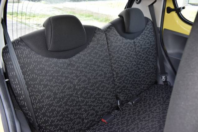 PEUGEOT 107 URBAN MOVE 1.0 68 CV BVA 12