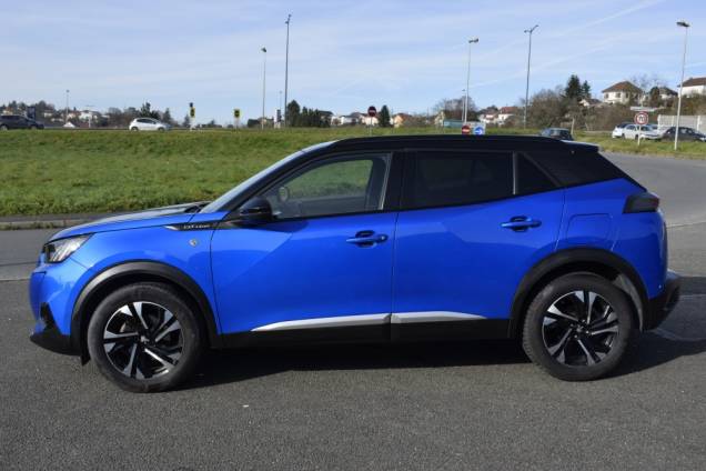 PEUGEOT 2008 GTLINE 130 CV EAT8 2