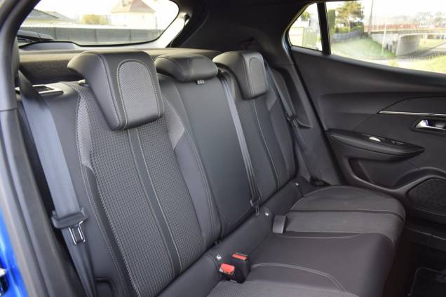 PEUGEOT 2008 GTLINE 130 CV EAT8 14