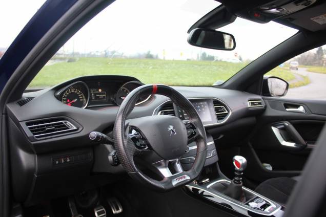 PEUGEOT 308 GTI 1.6 THP 270 CV BVM6 / ORIGINE FRANCE / TOIT PANORAMIQUE 9