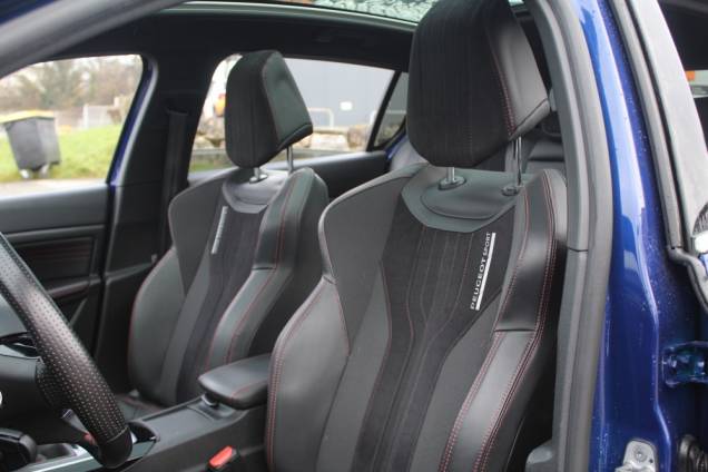 PEUGEOT 308 GTI 1.6 THP 270 CV BVM6 / ORIGINE FRANCE / TOIT PANORAMIQUE 13