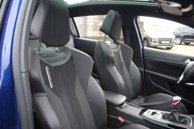 PEUGEOT 308 GTI 1.6 THP 270 CV BVM6 / ORIGINE FRANCE / TOIT PANORAMIQUE 12