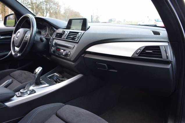 BMW SERIE 1 PACK M 5 PORTES 120 D 2.0 184 CV BVA 8 / TOIT OUVRANT PANORAMIQUE 19 BMW SERIE 1 PACK M 5 PORTES 120 D 2.0 184 CV BVA 8 / TOIT OUVRANT PANORAMIQUE 19