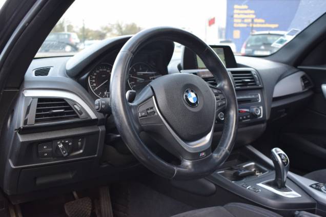 BMW SERIE 1 PACK M 5 PORTES 120 D 2.0 184 CV BVA 8 / TOIT OUVRANT PANORAMIQUE 9 BMW SERIE 1 PACK M 5 PORTES 120 D 2.0 184 CV BVA 8 / TOIT OUVRANT PANORAMIQUE 9