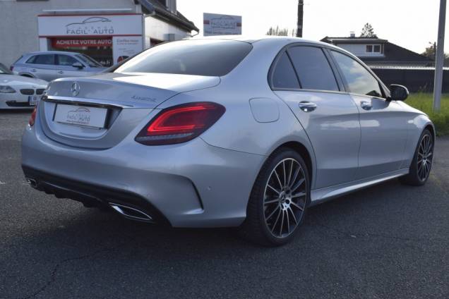 MERCEDES CLASSE C AMG LINE 300 CDI 245 CV 4MATIC  5