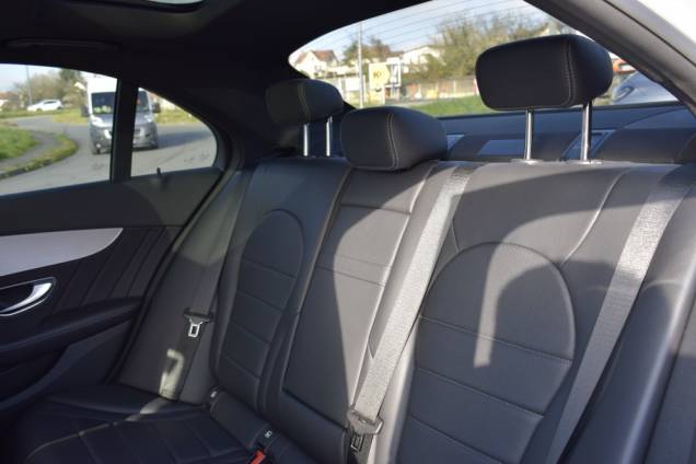 MERCEDES CLASSE C AMG LINE 300 CDI 245 CV 4MATIC  12