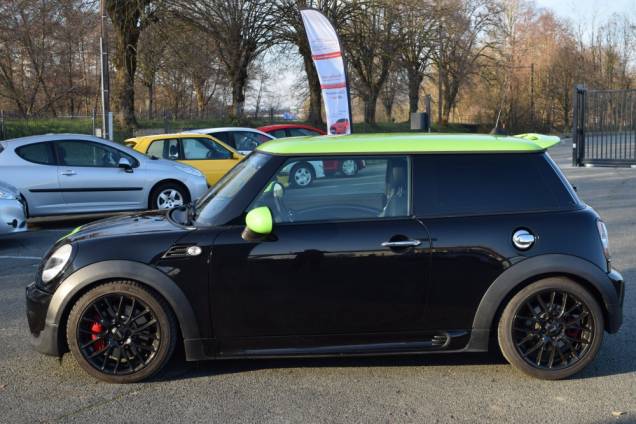 MINI JOHN COOPER WORKS 211 CV BV6 4