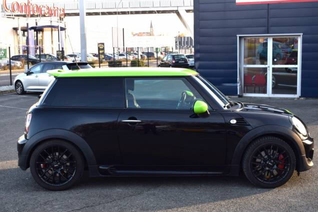 MINI JOHN COOPER WORKS 211 CV BV6 5