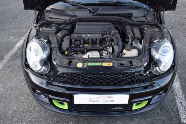 MINI JOHN COOPER WORKS 211 CV BV6 17