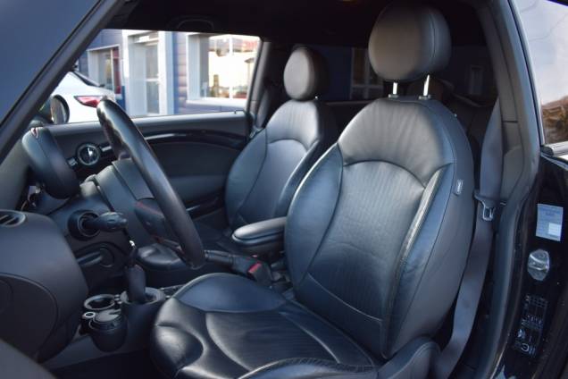 MINI JOHN COOPER WORKS 211 CV BV6 11