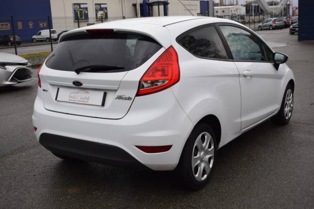 FORD FIESTA 1.4 TDCI 70 CV  4