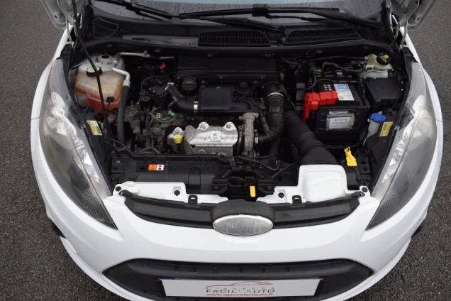 FORD FIESTA 1.4 TDCI 70 CV  17