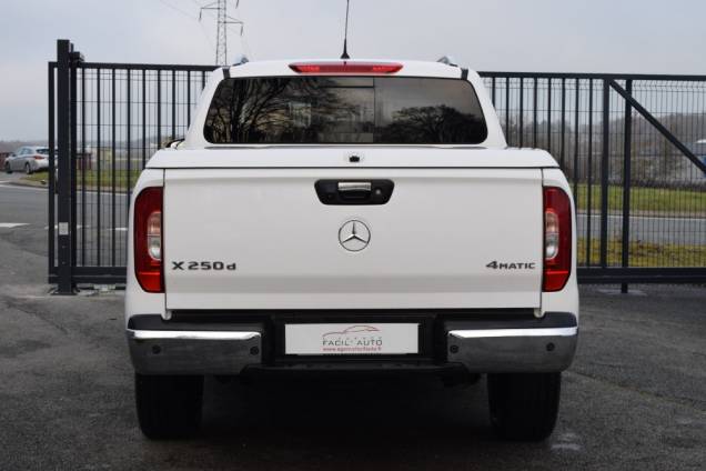 MERCEDES-BENZ CLASSE X 250 D 4 MATIC 190 CV BVA 7 / 1ere MAIN / ORIGINE FRANCE 6