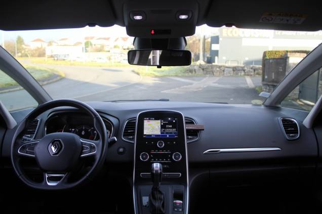 RENAULT SCENIC BUSINESS 1.7 BLUEDCI 120 CV BVA / ORIGINE FRANCE 10