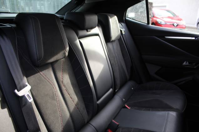 DS DS4 PERFORMANCE LINE 1.5 BLUEHDI 130 CV EAT8 / ORIGINE FRANCE 13