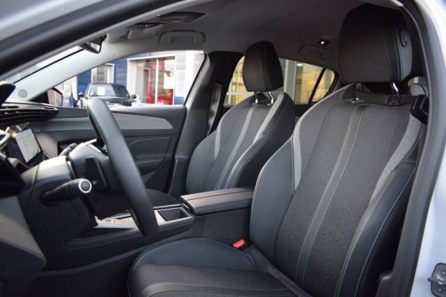 PEUGEOT 308 ALLURE 1.5 BLUE HDI 130 CV EAT8 10