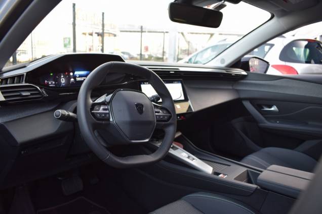 PEUGEOT 308 ALLURE 1.5 BLUE HDI 130 CV EAT8 9