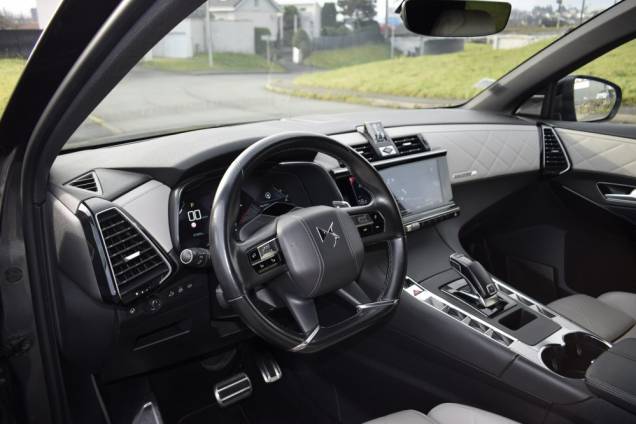 DS DS7 CROSSBACK GRAND CHIC RIVOLI HDI 180 CV EAT8 9