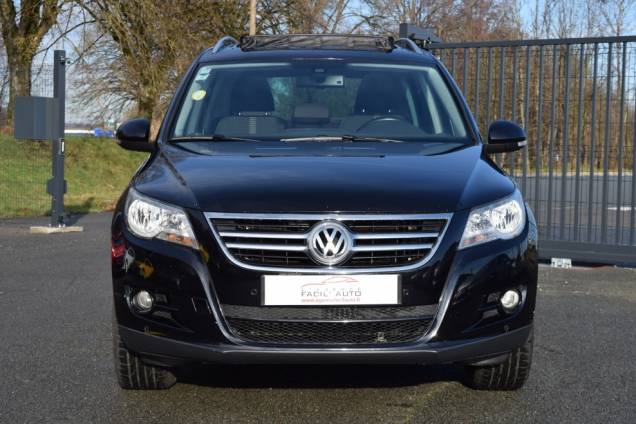 VOLKSWAGEN TIGUAN EDITION SPORT 2.0 TDI 140 CV / 1ere MAIN / CARNET D'ENTRETIEN COMPLET / TOIT OUVRANT PANORAMIQUE 5 VOLKSWAGEN TIGUAN EDITION SPORT 2.0 TDI 140 CV / 1ere MAIN / CARNET D'ENTRETIEN COMPLET / TOIT OUVRANT PANORAMIQUE 5