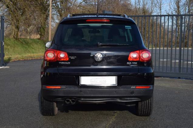 VOLKSWAGEN TIGUAN EDITION SPORT 2.0 TDI 140 CV / 1ere MAIN / CARNET D'ENTRETIEN COMPLET / TOIT OUVRANT PANORAMIQUE 6 VOLKSWAGEN TIGUAN EDITION SPORT 2.0 TDI 140 CV / 1ere MAIN / CARNET D'ENTRETIEN COMPLET / TOIT OUVRANT PANORAMIQUE 6