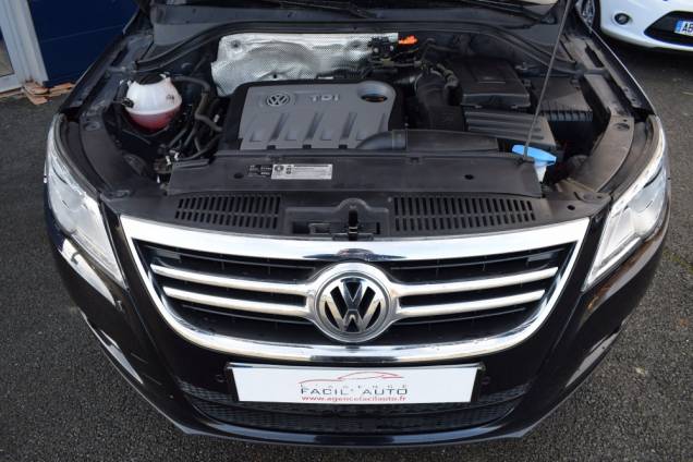 VOLKSWAGEN TIGUAN EDITION SPORT 2.0 TDI 140 CV / 1ere MAIN / CARNET D'ENTRETIEN COMPLET / TOIT OUVRANT PANORAMIQUE 20 VOLKSWAGEN TIGUAN EDITION SPORT 2.0 TDI 140 CV / 1ere MAIN / CARNET D'ENTRETIEN COMPLET / TOIT OUVRANT PANORAMIQUE 20