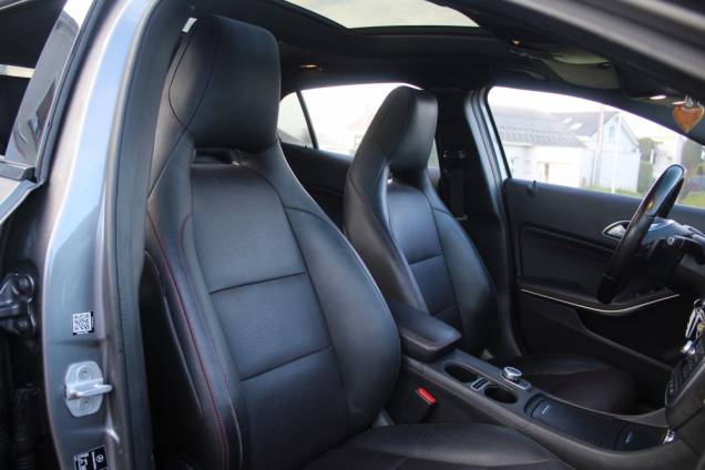 MERCEDES BENZ CLASSE GLA FASCINATION 220 CDI 170 CV 4 MATIC 7G-DCT / TOIT OUVRANT PANORAMIQUE 12 MERCEDES BENZ CLASSE GLA FASCINATION 220 CDI 170 CV 4 MATIC 7G-DCT / TOIT OUVRANT PANORAMIQUE 12