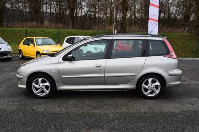 PEUGEOT 206 SW 1.4 90 CV / 1ère MAIN 7 PEUGEOT 206 SW 1.4 90 CV / 1ère MAIN 7