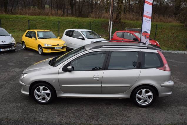 PEUGEOT 206 SW 1.4 90 CV / 1ère MAIN 8 PEUGEOT 206 SW 1.4 90 CV / 1ère MAIN 8