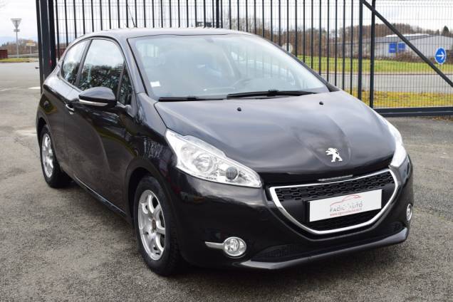 PEUGEOT 208 ACTIVE 1.4 95 CV / 76500 KMS 2