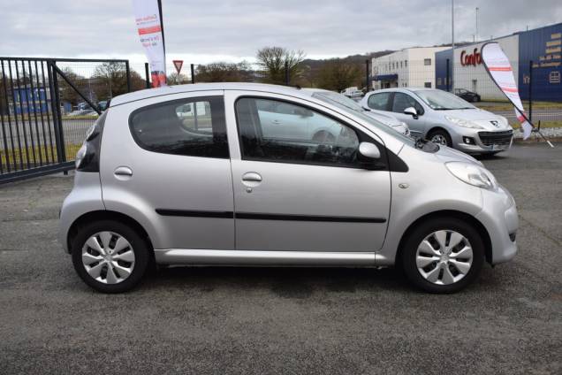 CITROEN C1 1.0 68 CV 5 PORTES / BOITE AUTOMATIQUE / CLIMATISATION 9