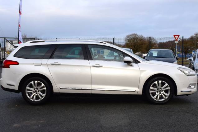 CITROEN C5 TOURER FINITION EXCLUSIVE 2.0 163 CV / ATTELAGE / HAYON DE COFFRE ELECTRIQUE 7