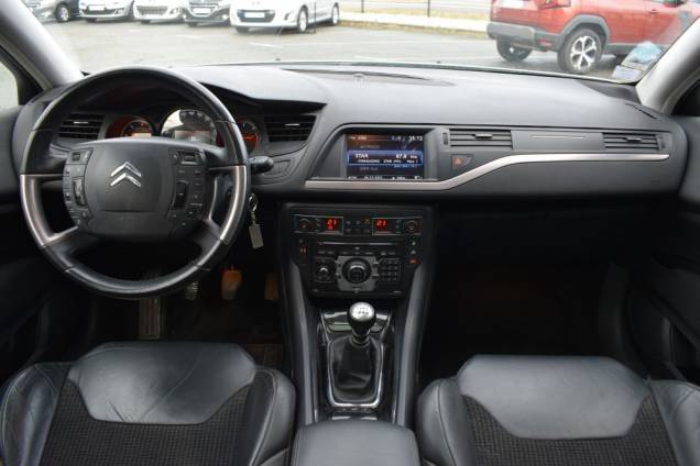 CITROEN C5 TOURER FINITION EXCLUSIVE 2.0 163 CV / ATTELAGE / HAYON DE COFFRE ELECTRIQUE 13