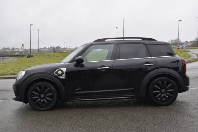 MINI COUNTRYMAN SE ALL4 224 CV HYBRIDE BVA 4X4  2