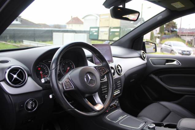 MERCEDES BENZ CLASSE B 180D SENSATION 109 CV 7G-DCT / ORIGINE FRANCE 10 MERCEDES BENZ CLASSE B 180D SENSATION 109 CV 7G-DCT / ORIGINE FRANCE 10