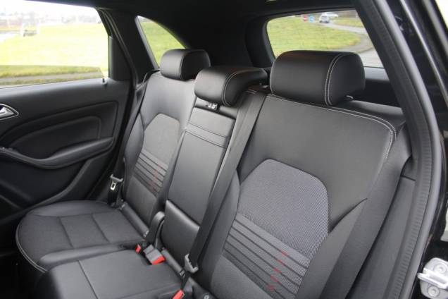 MERCEDES BENZ CLASSE B 180D SENSATION 109 CV 7G-DCT / ORIGINE FRANCE 12 MERCEDES BENZ CLASSE B 180D SENSATION 109 CV 7G-DCT / ORIGINE FRANCE 12