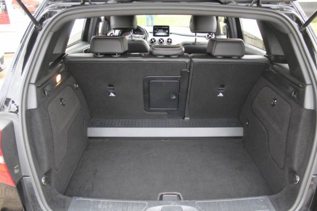 MERCEDES BENZ CLASSE B 180D SENSATION 109 CV 7G-DCT / ORIGINE FRANCE 14 MERCEDES BENZ CLASSE B 180D SENSATION 109 CV 7G-DCT / ORIGINE FRANCE 14