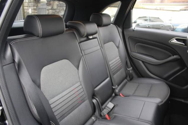 MERCEDES BENZ CLASSE B 180D SENSATION 109 CV 7G-DCT / ORIGINE FRANCE 13 MERCEDES BENZ CLASSE B 180D SENSATION 109 CV 7G-DCT / ORIGINE FRANCE 13