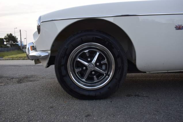 MG B GT 1.8 92 CV BVM  14
