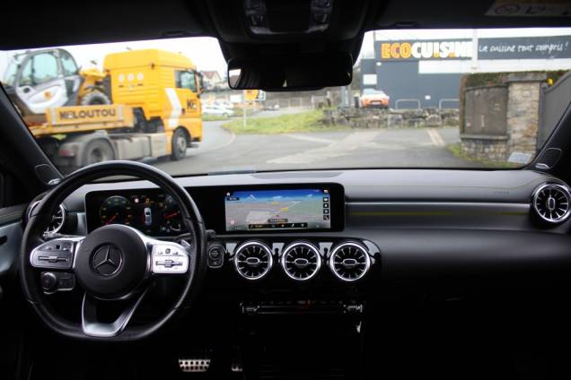 MERCEDES BENZ CLASSE A 250 EDITION ONE 2.0i 224 CV 7G-DCT 11 MERCEDES BENZ CLASSE A 250 EDITION ONE 2.0i 224 CV 7G-DCT 11