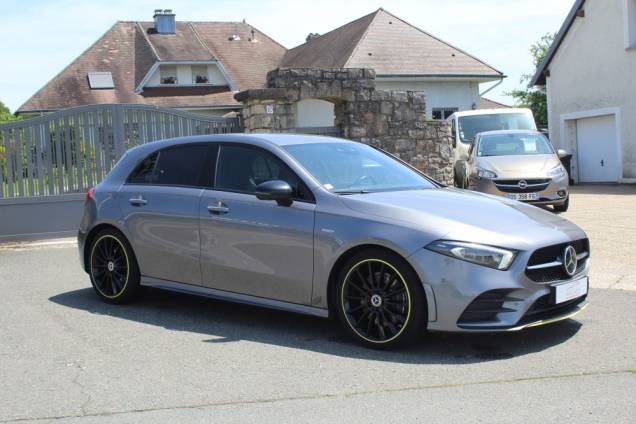 MERCEDES BENZ CLASSE A 250 EDITION ONE 2.0i 224 CV 7G-DCT 3