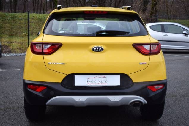 KIA STONIC ACTIVE 1.0 T-GDI 100 CV BVM / 1ere MAIN 8