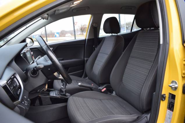 KIA STONIC ACTIVE 1.0 T-GDI 100 CV BVM / 1ere MAIN 10